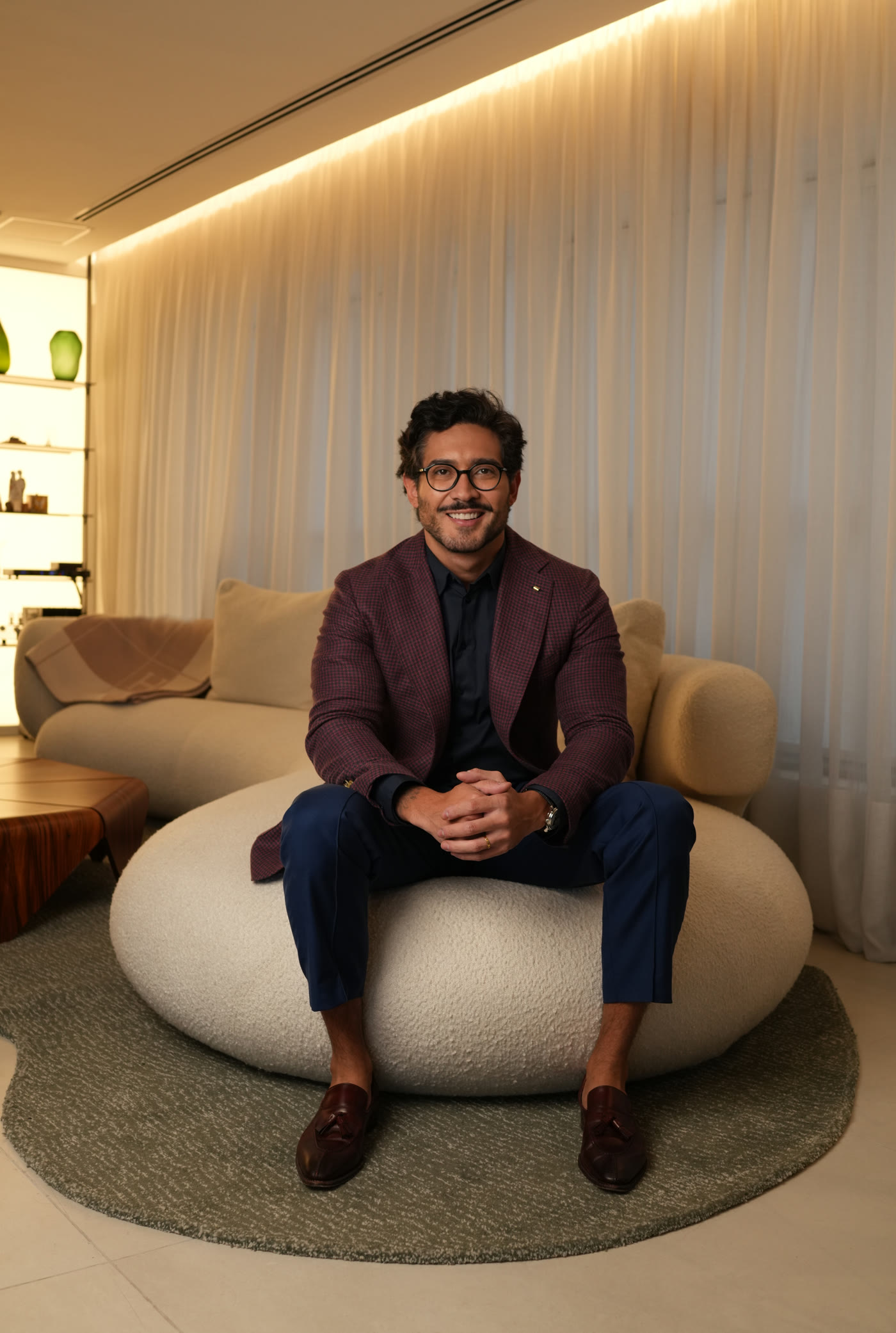 Dr. Guilherme Rocha no ateliê